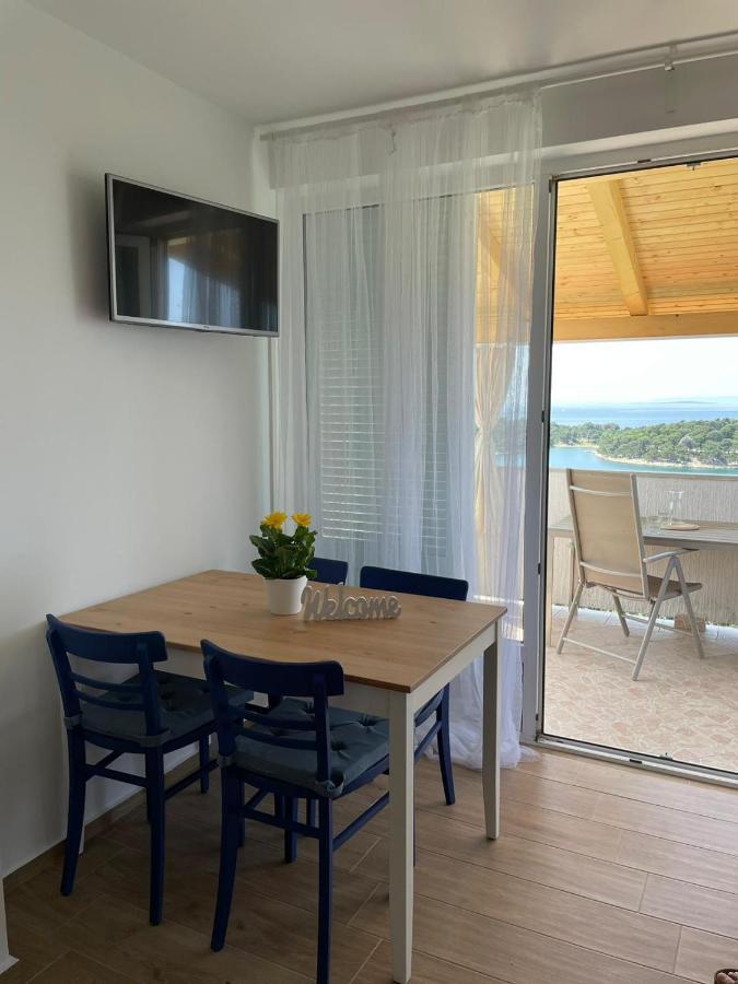 Apartmani Maris II Palit Luaran gambar