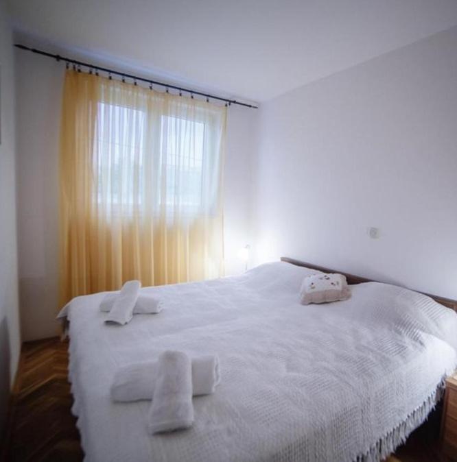 Apartmani Maris II Palit Luaran gambar